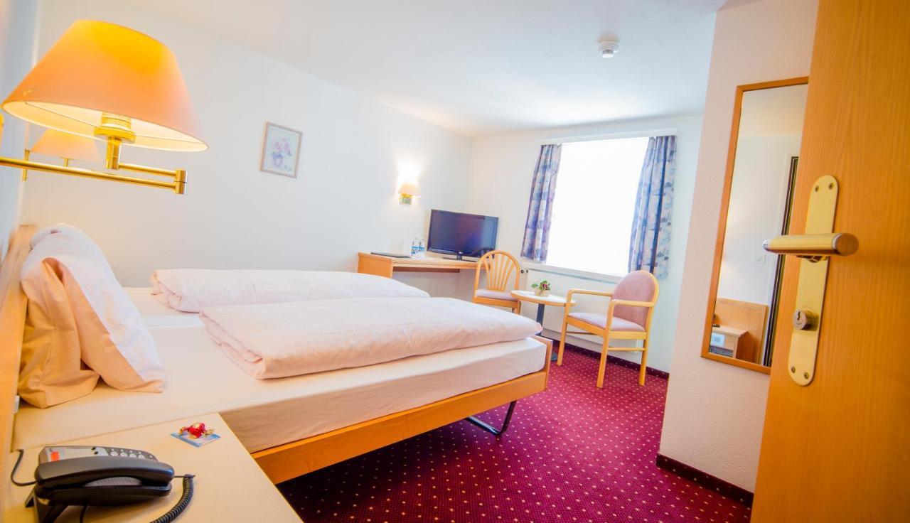 Hotel Heilquelle-Leukerbad-Therme Habitación foto